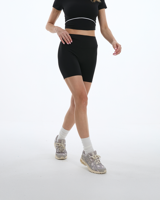 Core Biker Shorts - Black